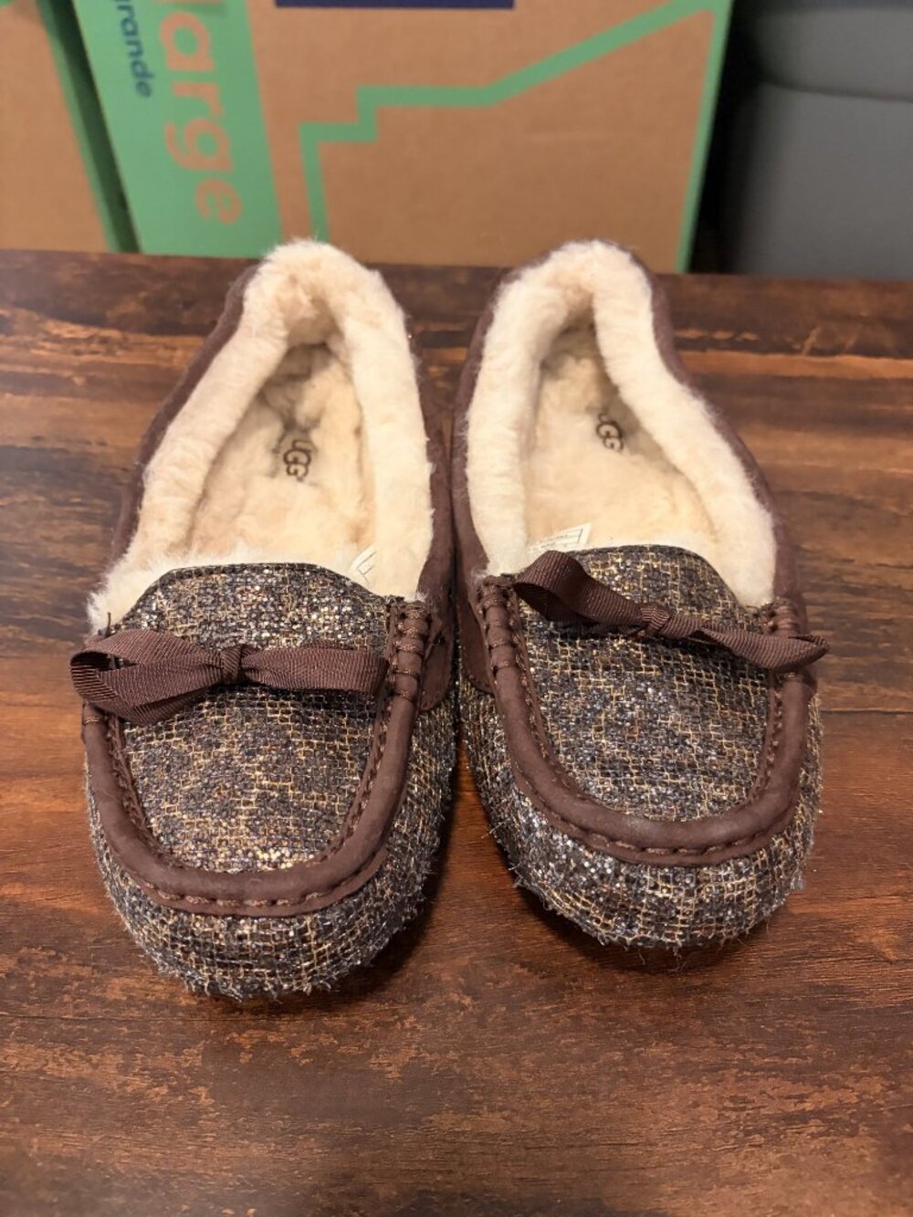 UGG Brown Gold Tweed Shearling Bow Moccasin Slippers Size 8